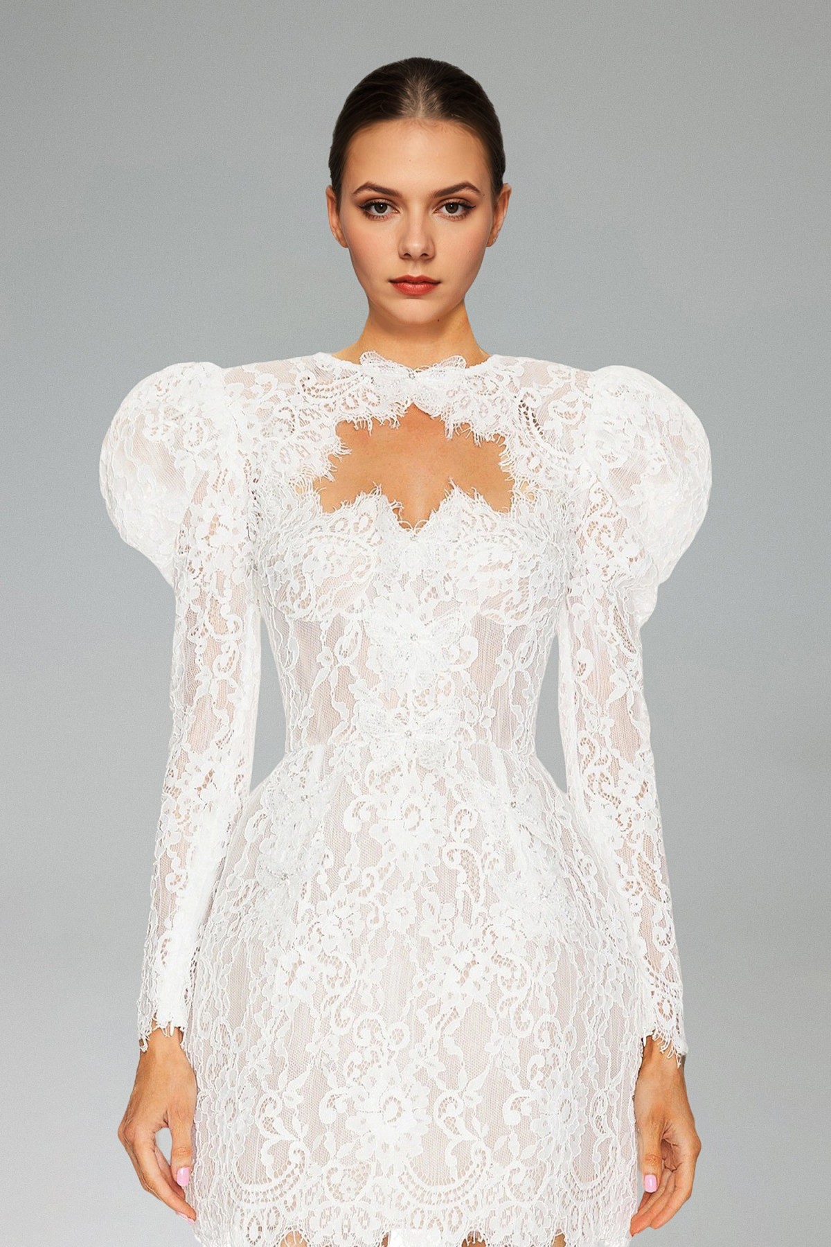 Rochie mini din dantelă cu glugă